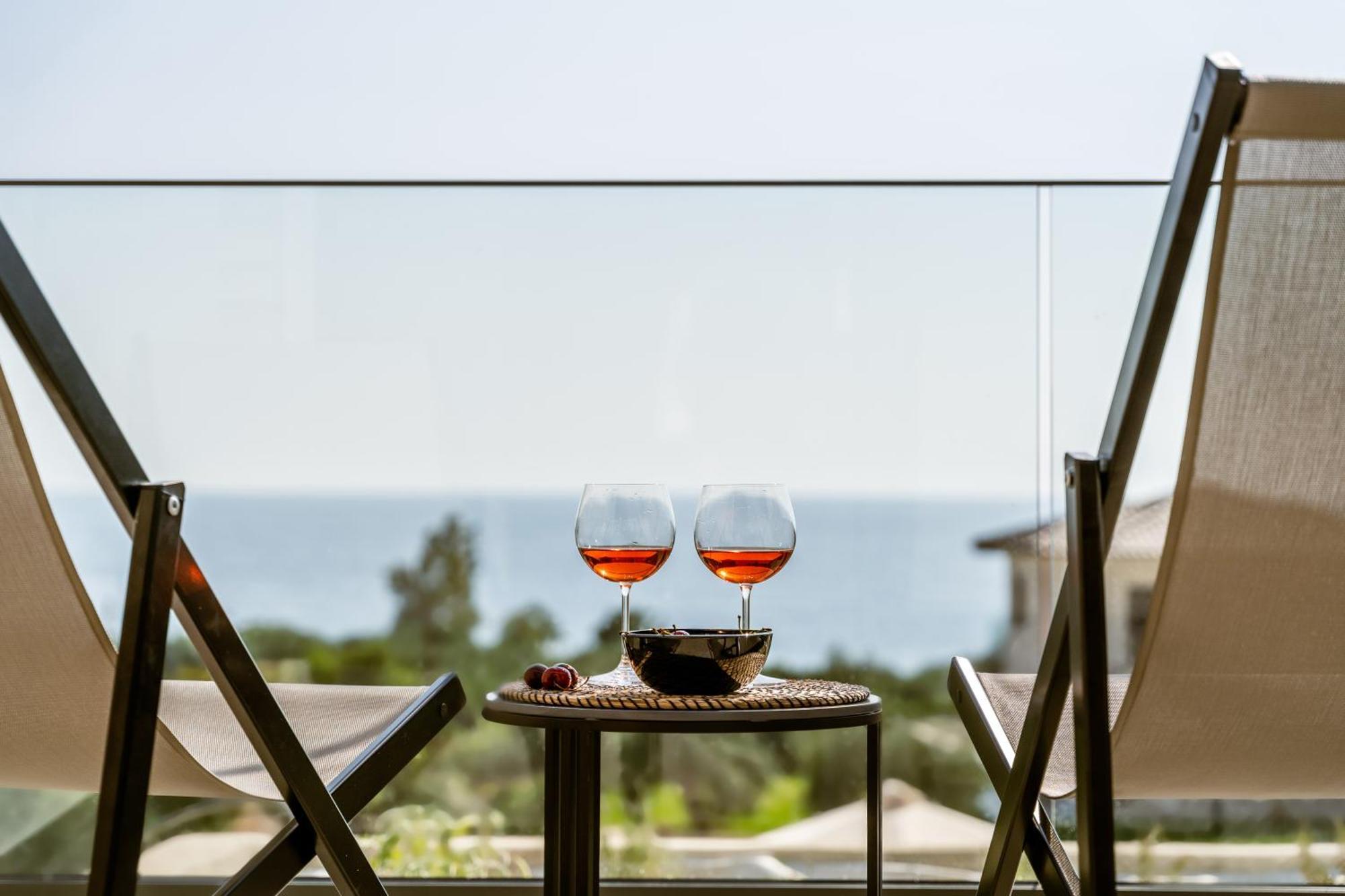 The View Hotel Sofas Coastal Retreat Perdika  Buitenkant foto
